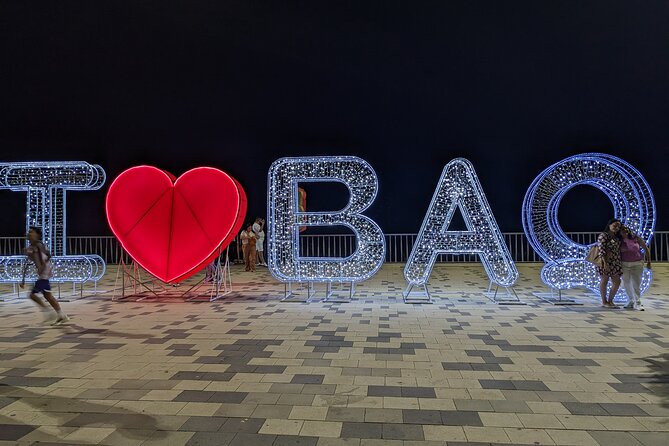 Bars on Caribbean night break Barranquilla