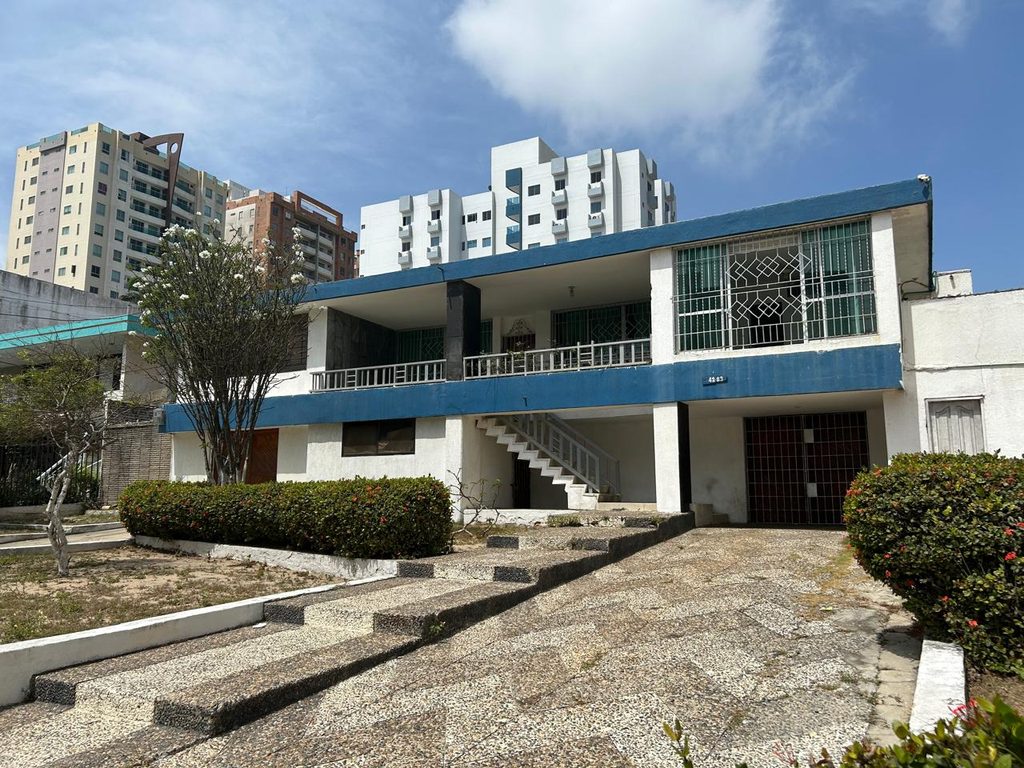 A house in the Ciudad Jardin neighborhood of Barranquilla