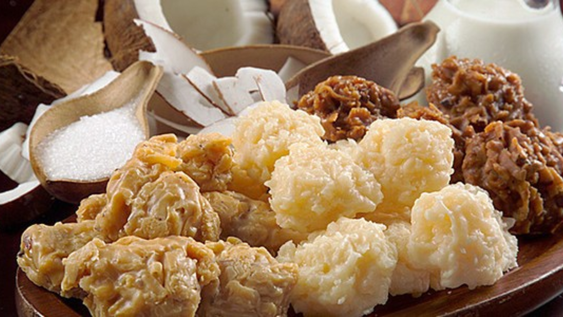 Cocadas, coconut and panela sweets sold by palenqueras