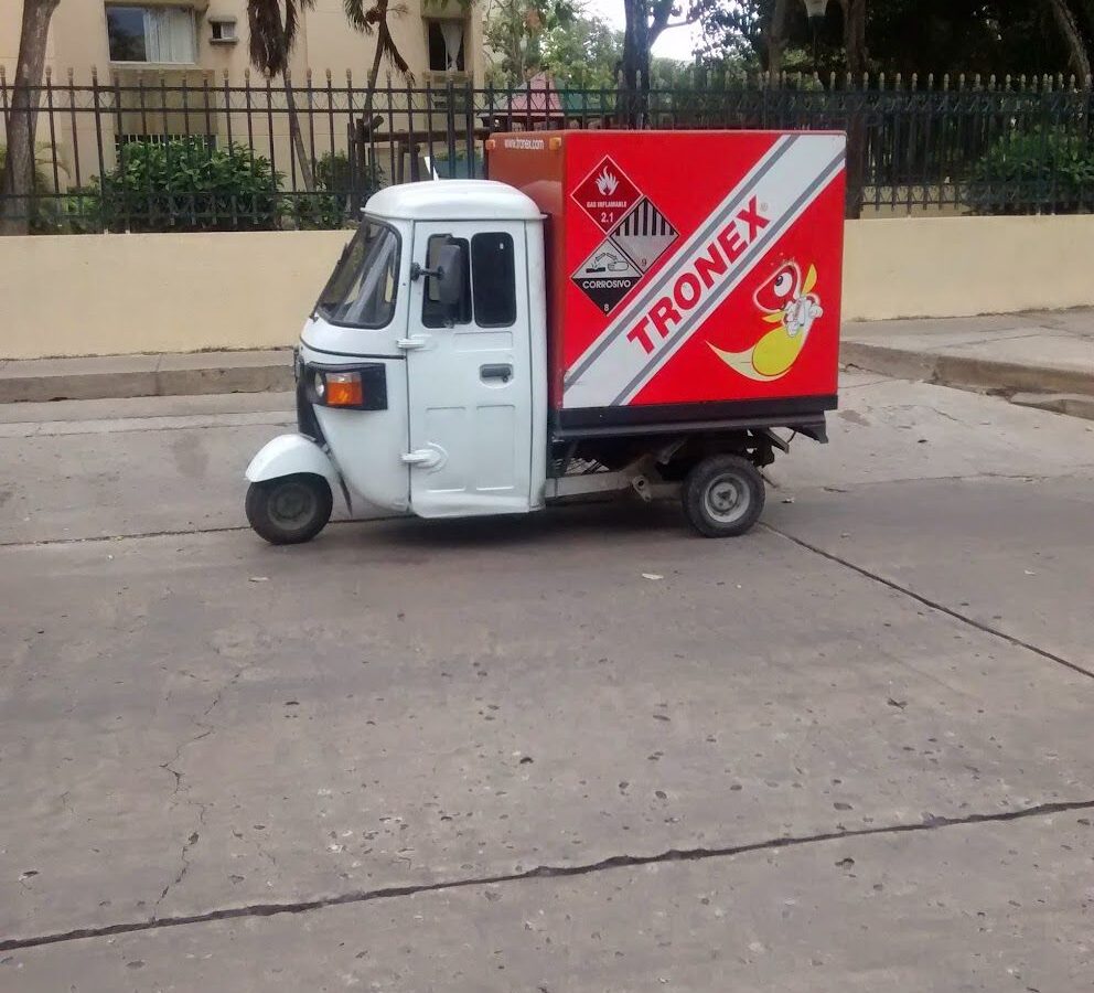 Driving in Barranquilla: Licenses, Pico y Placa, SOAT & Rules (2026)