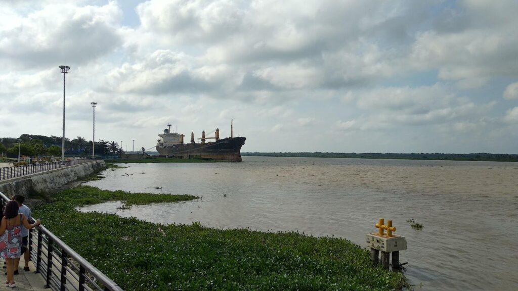 Gran Malecón del Río alongside the Magdalena in Barranquilla