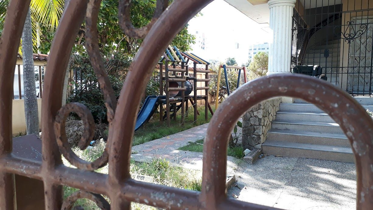 Dog playground in a Barranquilla neighbourhood